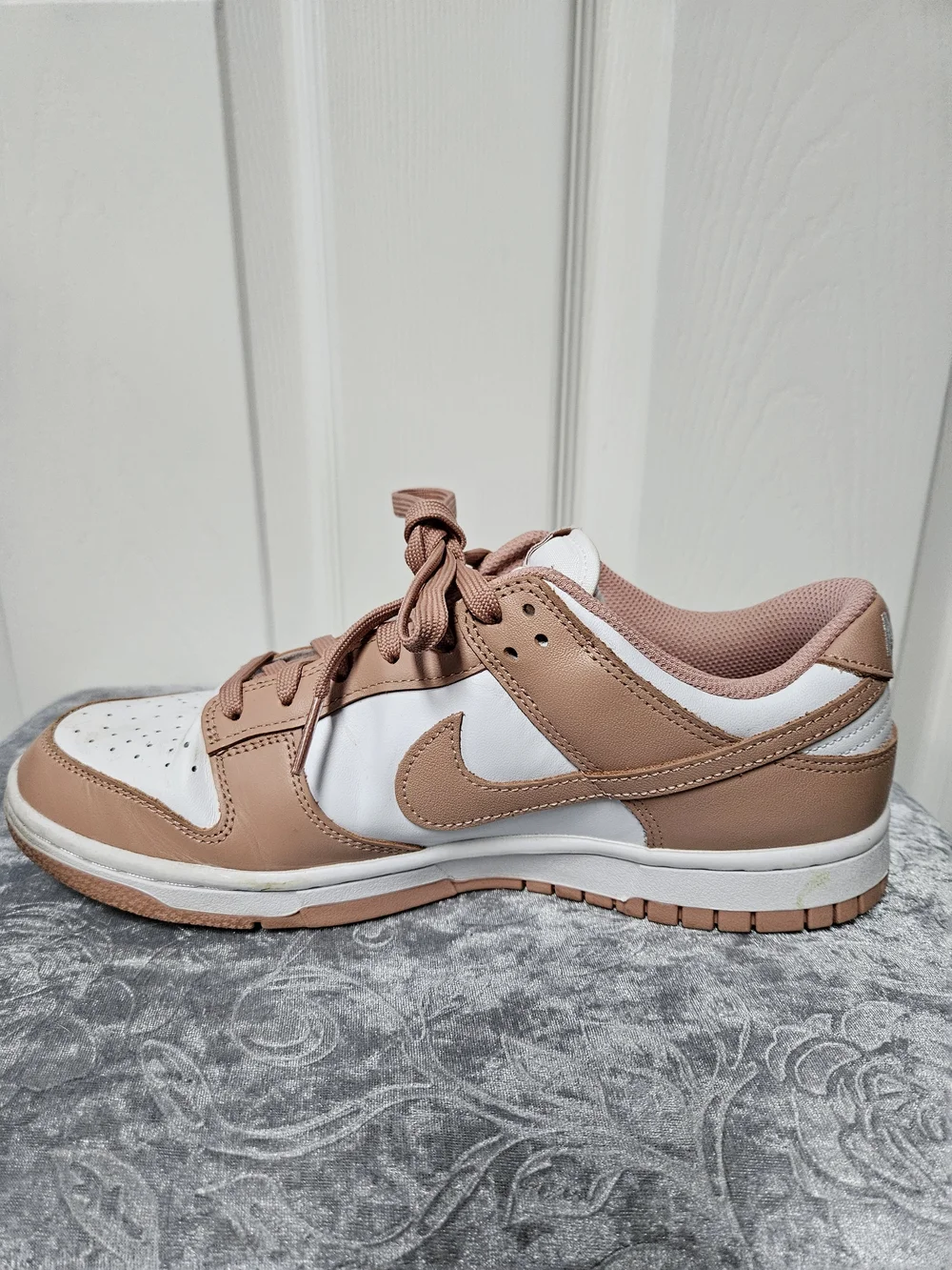 Nike Women's Low-Top Dunk Sneakers in Rose Tan and White